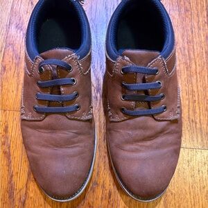 Boys brown oxfords